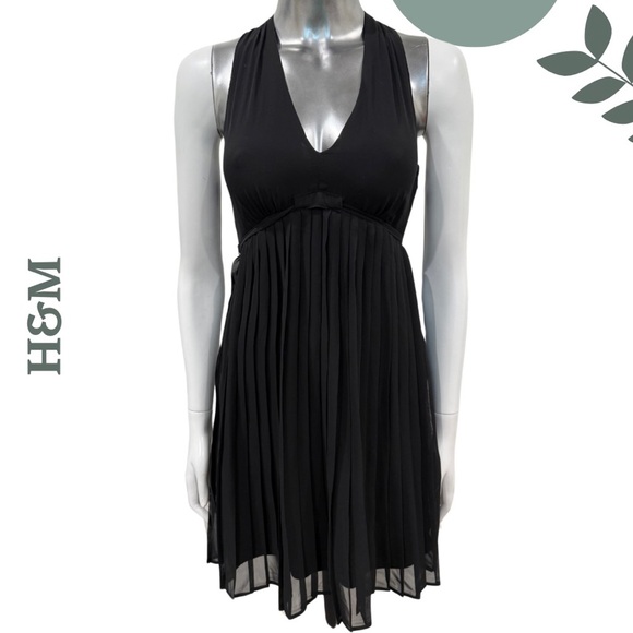 H&M Black Pleated Chiffon Cocktail Dress | Sleeveless Little Black Dress Size 2 - Picture 1 of 7